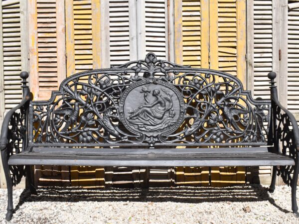 a large cast iron Coalbrookdale style Medallion pattern bench